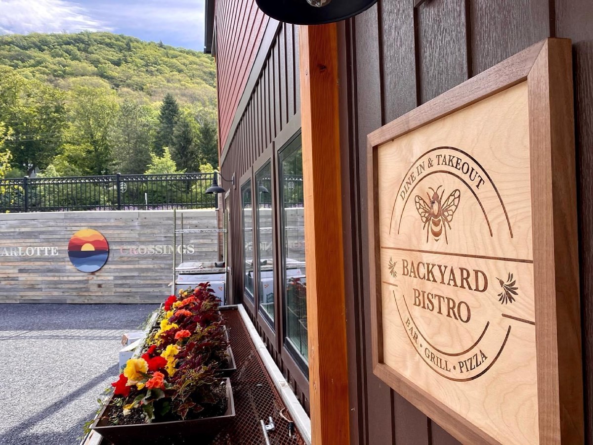 Backyard Bistro at Charlotte Crossings